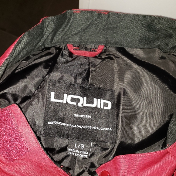 SOLD Snow Pants - Picture 15 of 16